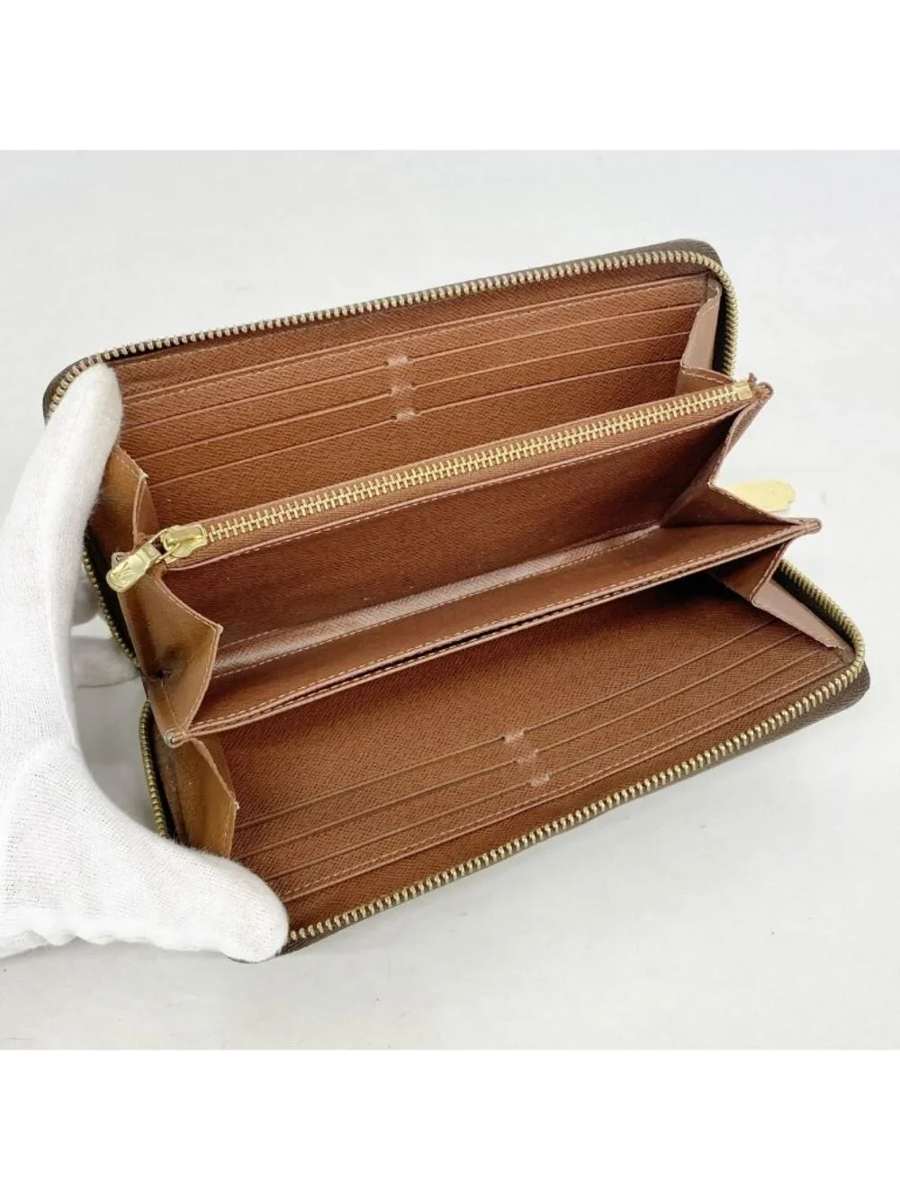 Louis Vuitton Wallet Monogram Zippy Brown